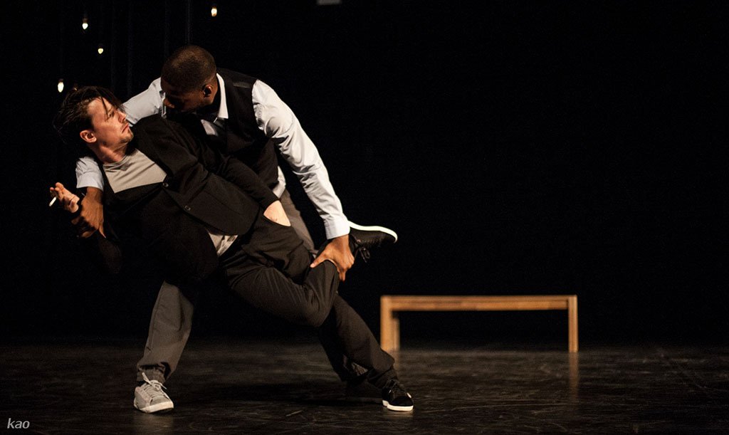 Danse - Deux hommes qui dansent un tango - compagnie AMC - exit